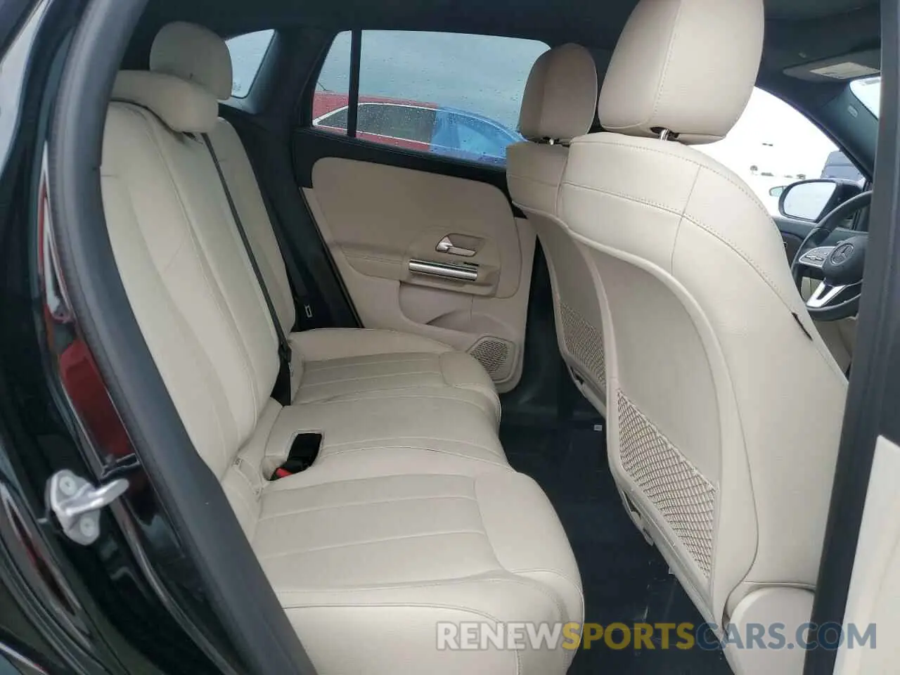 11 Photograph of a damaged car W1N4N4GB4MJ277082 MERCEDES-BENZ GLA-CLASS 2021