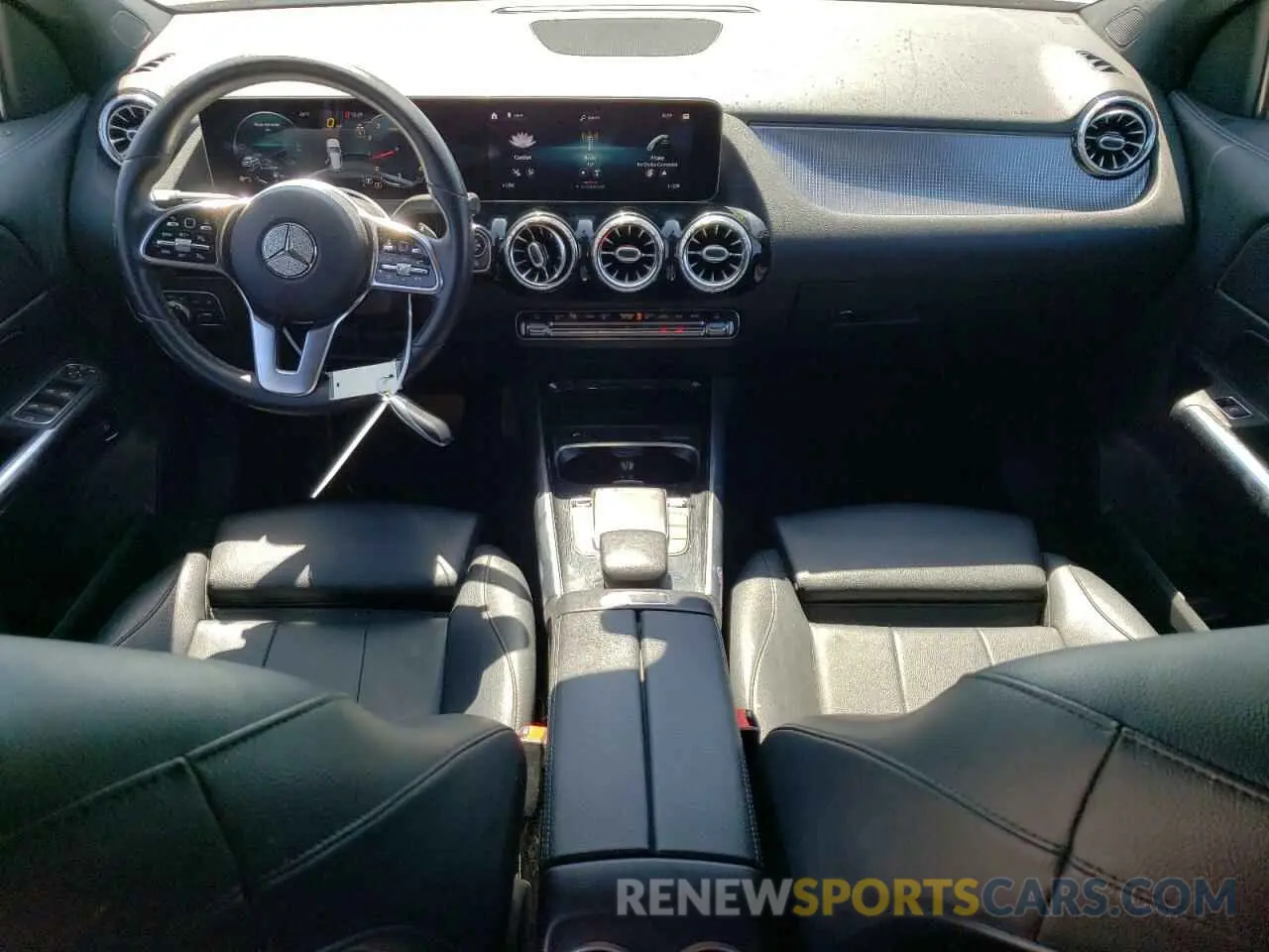 8 Photograph of a damaged car W1N4N4GB5MJ303530 MERCEDES-BENZ GLA-CLASS 2021