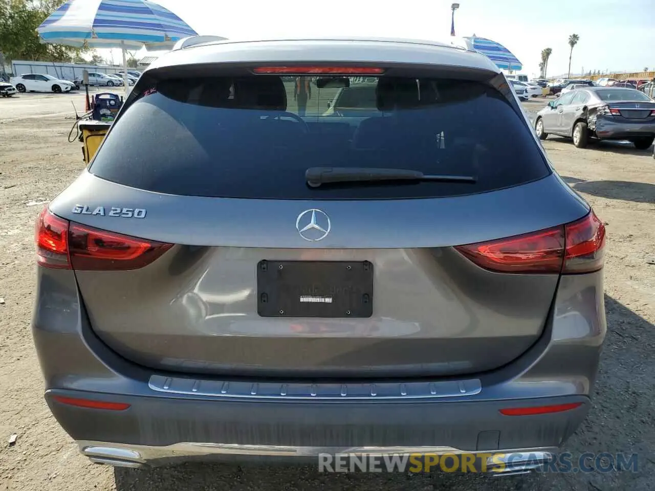 6 Photograph of a damaged car W1N4N4GB6MJ194334 MERCEDES-BENZ GLA-CLASS 2021