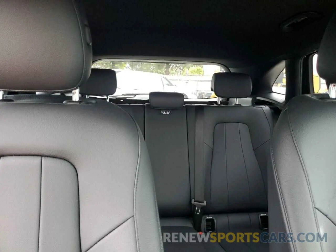 10 Photograph of a damaged car W1N4N4HB0MJ250492 MERCEDES-BENZ GLA-CLASS 2021