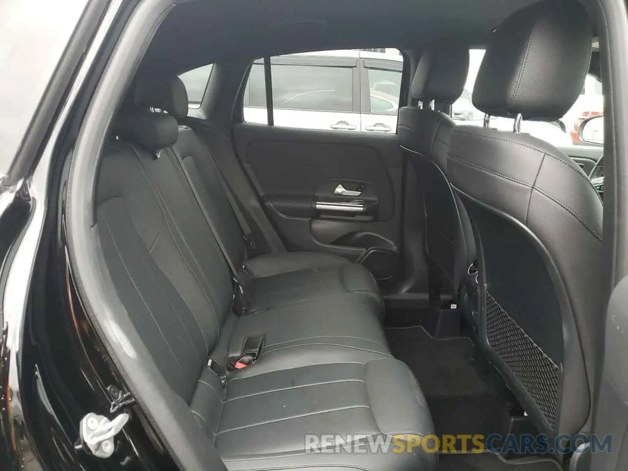11 Photograph of a damaged car W1N4N4HB0MJ250492 MERCEDES-BENZ GLA-CLASS 2021