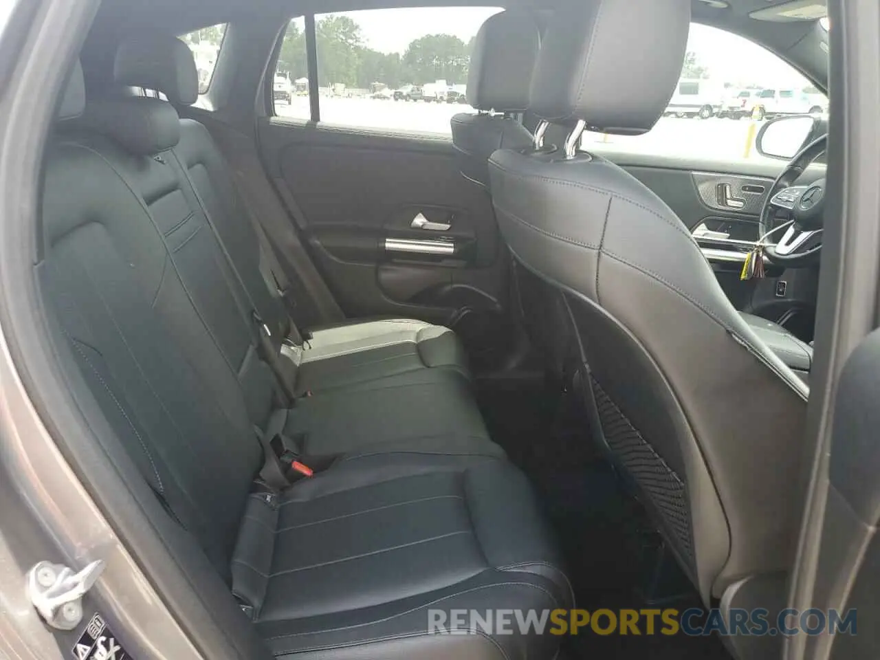 11 Photograph of a damaged car W1N4N4HB1MJ114498 MERCEDES-BENZ GLA-CLASS 2021