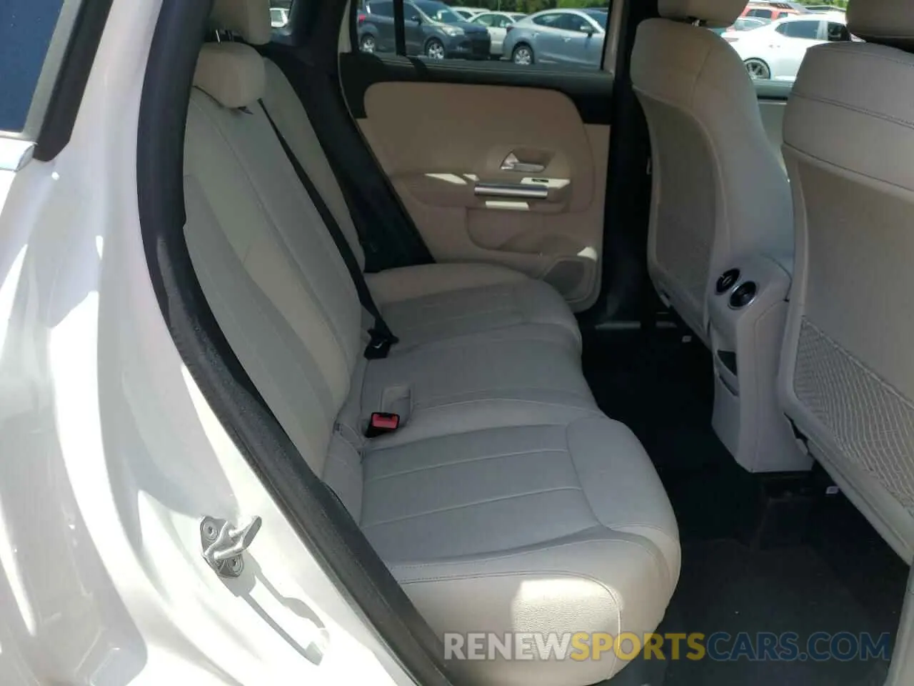 11 Photograph of a damaged car W1N4N4HB1MJ183918 MERCEDES-BENZ GLA-CLASS 2021