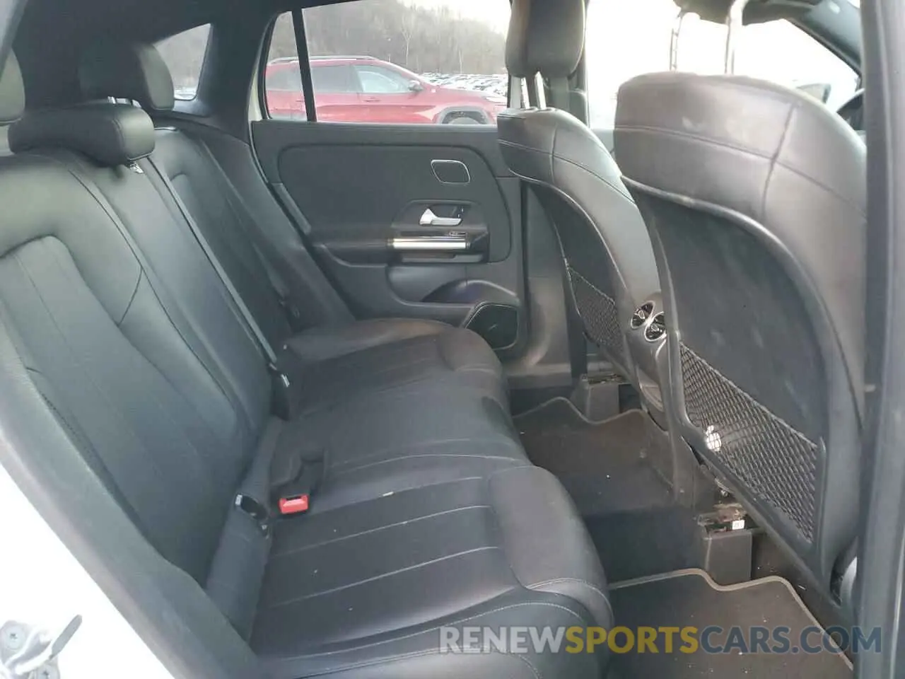 11 Photograph of a damaged car W1N4N4HB1MJ206999 MERCEDES-BENZ GLA-CLASS 2021
