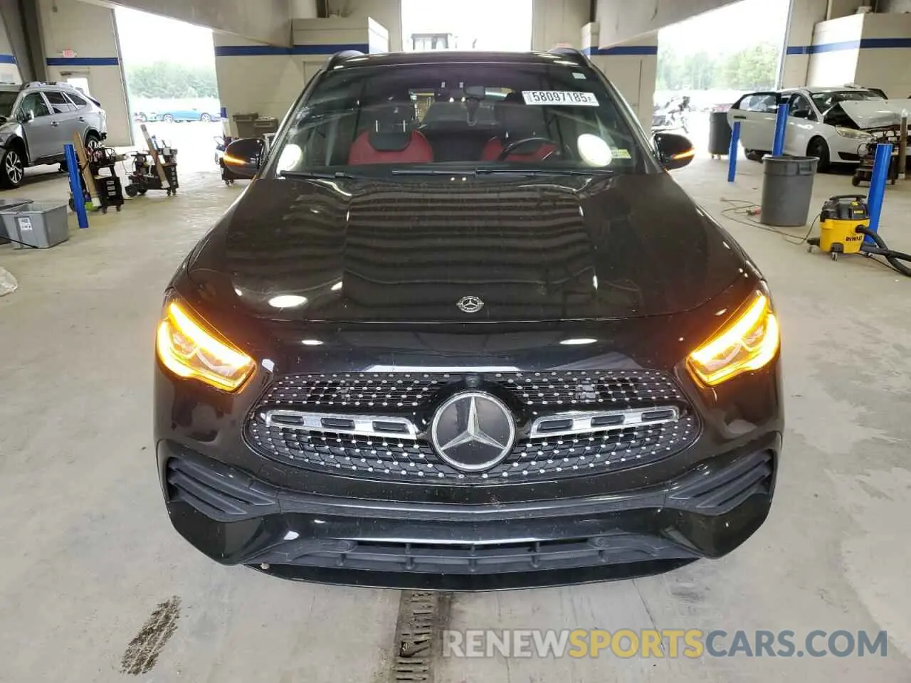 5 Photograph of a damaged car W1N4N4HB5MJ161128 MERCEDES-BENZ GLA-CLASS 2021