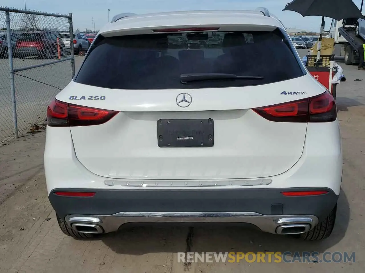 6 Photograph of a damaged car W1N4N4HB5MJ211347 MERCEDES-BENZ GLA-CLASS 2021