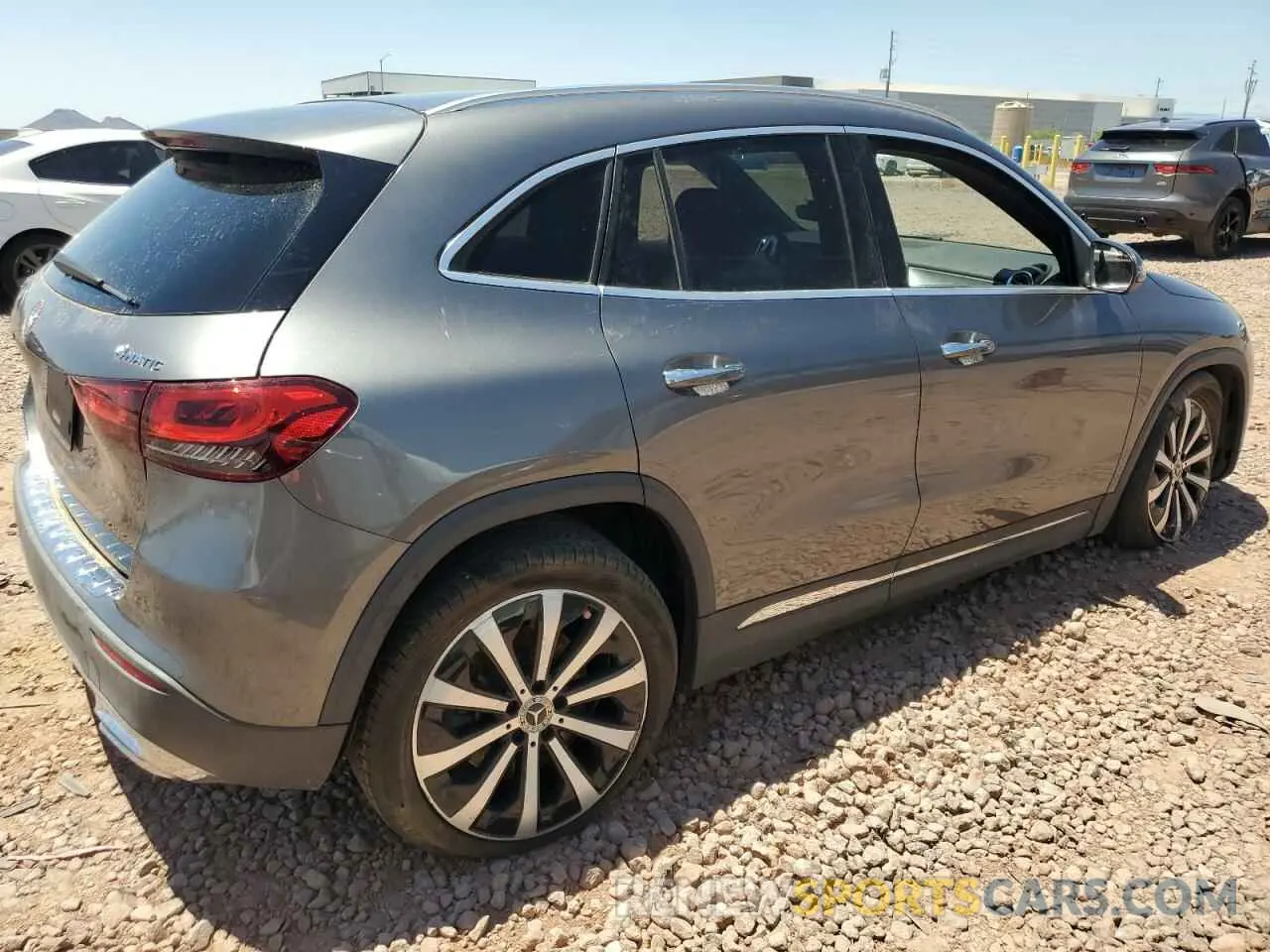 3 Photograph of a damaged car W1N4N4HB5MJ228021 MERCEDES-BENZ GLA-CLASS 2021