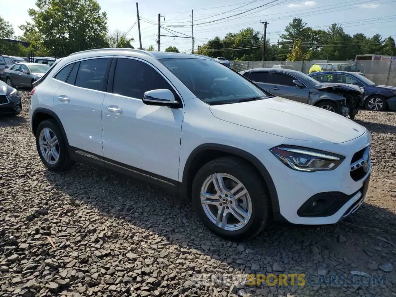 4 Photograph of a damaged car W1N4N4HB5MJ275811 MERCEDES-BENZ GLA-CLASS 2021