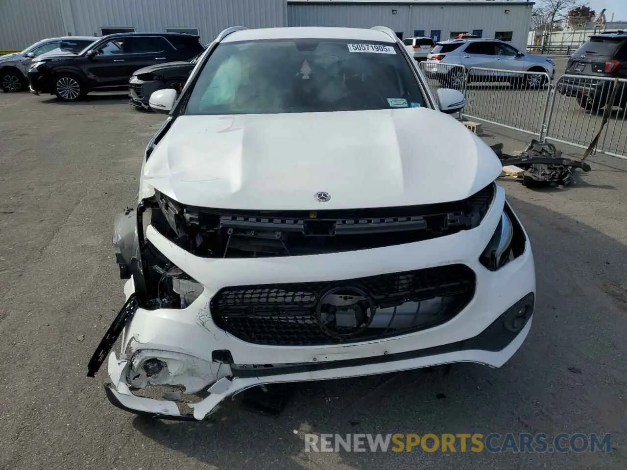 5 Photograph of a damaged car W1N4N4HB6MJ245474 MERCEDES-BENZ GLA-CLASS 2021