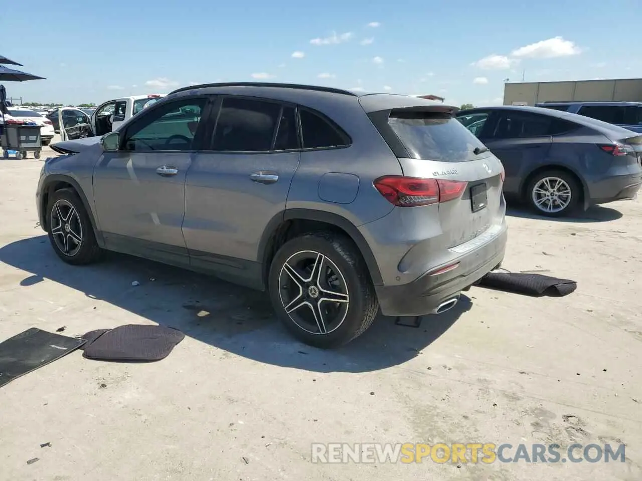 2 Photograph of a damaged car W1N4N4HB7MJ204562 MERCEDES-BENZ GLA-CLASS 2021