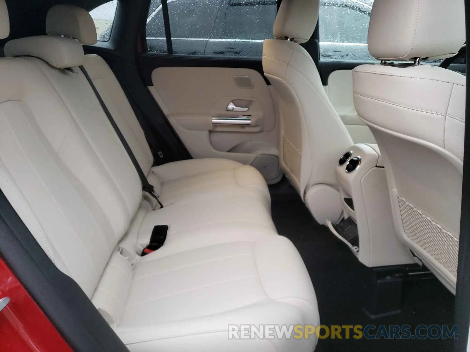 6 Photograph of a damaged car W1N4N4HB8MJ275804 MERCEDES-BENZ GLA-CLASS 2021