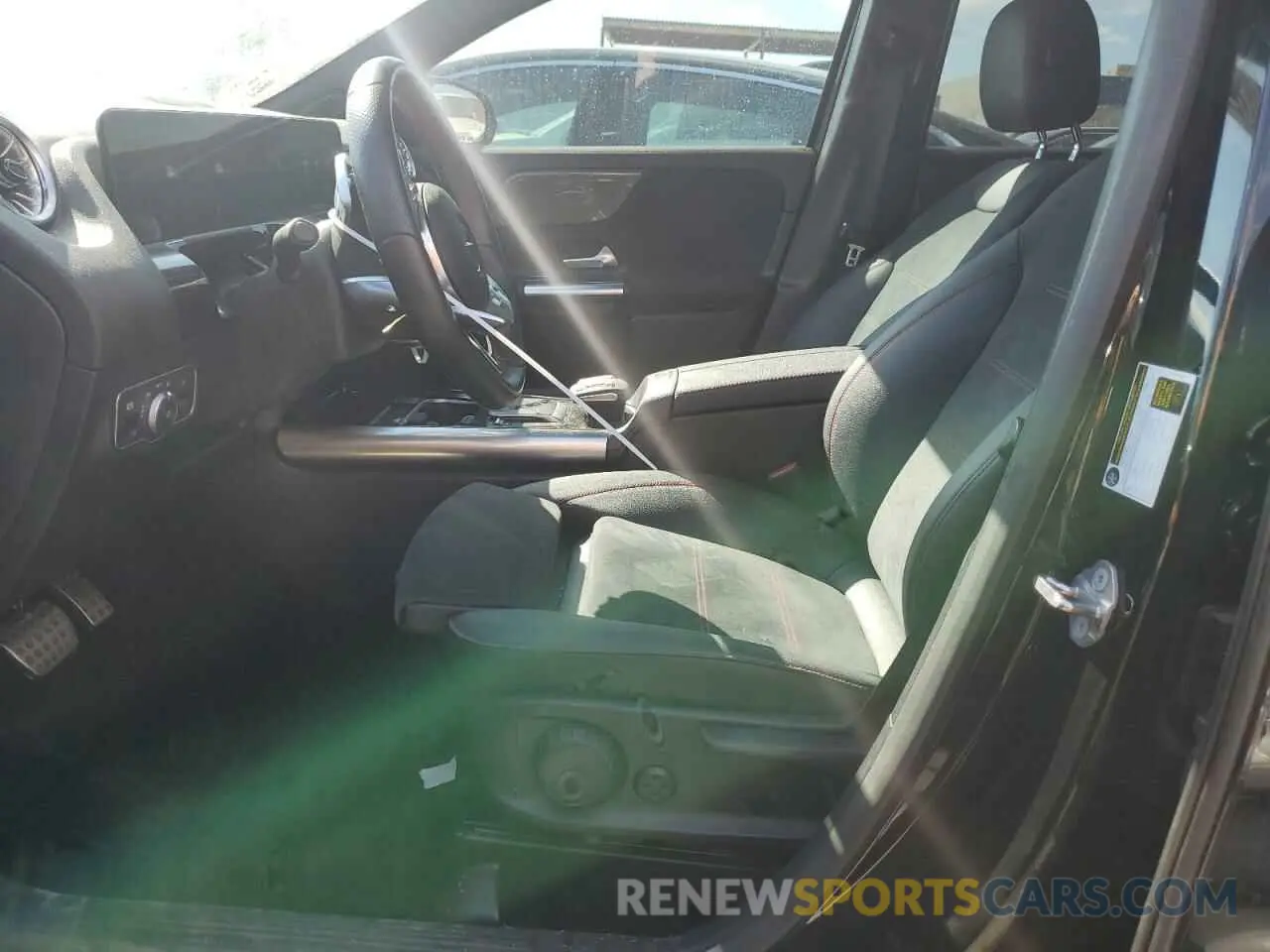 7 Photograph of a damaged car W1N4N4GB5NJ400955 MERCEDES-BENZ GLA-CLASS 2022