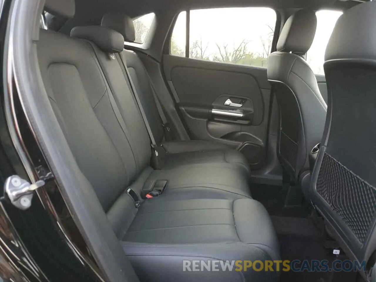11 Photograph of a damaged car W1N4N4HB0NJ370746 MERCEDES-BENZ GLA-CLASS 2022