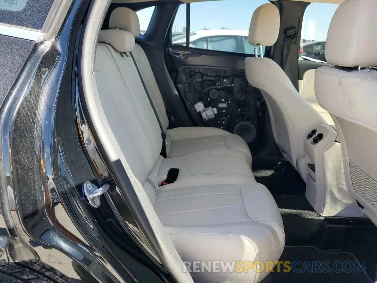 11 Фотография поврежденного автомобиля W1N4N4HB0NJ400893 MERCEDES-BENZ GLA-CLASS 2022