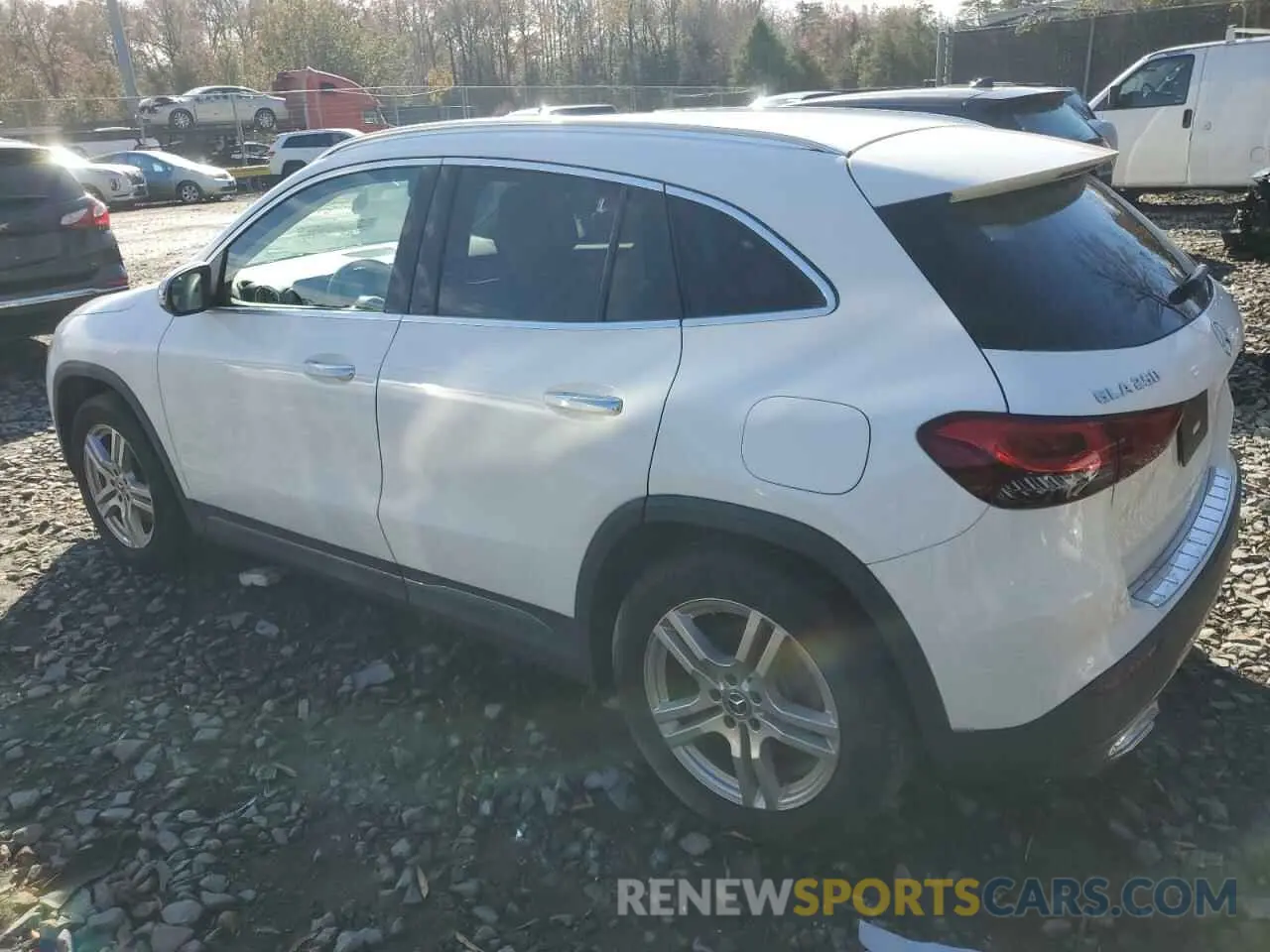 2 Photograph of a damaged car W1N4N4HB2NJ317014 MERCEDES-BENZ GLA-CLASS 2022