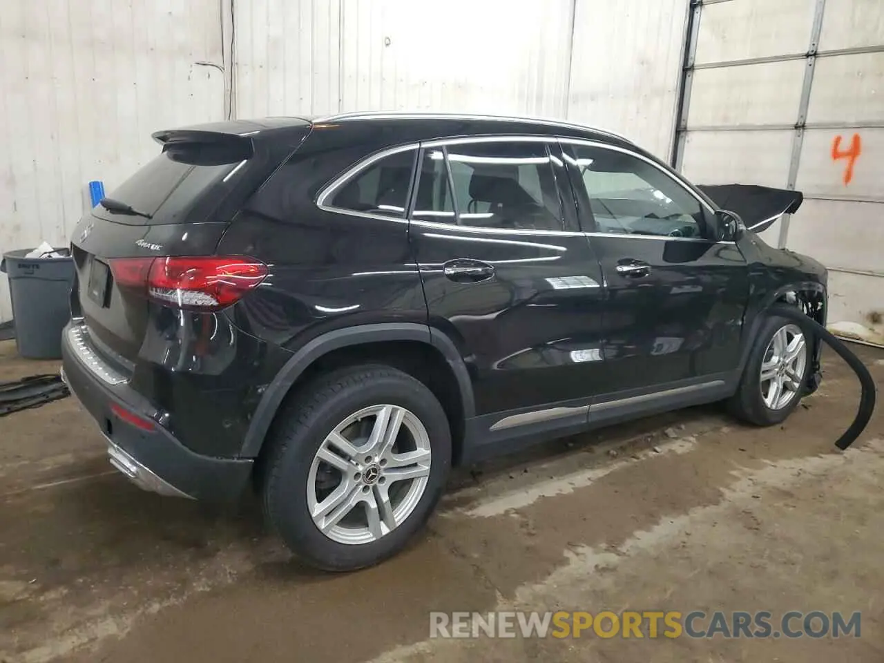 3 Photograph of a damaged car W1N4N4HB5NJ381337 MERCEDES-BENZ GLA-CLASS 2022