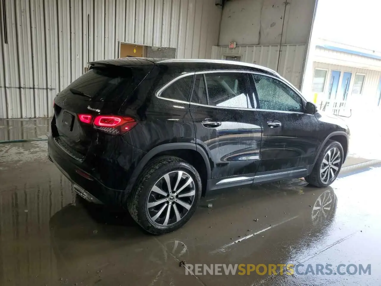 3 Photograph of a damaged car W1N4N4HBXNJ380541 MERCEDES-BENZ GLA-CLASS 2022