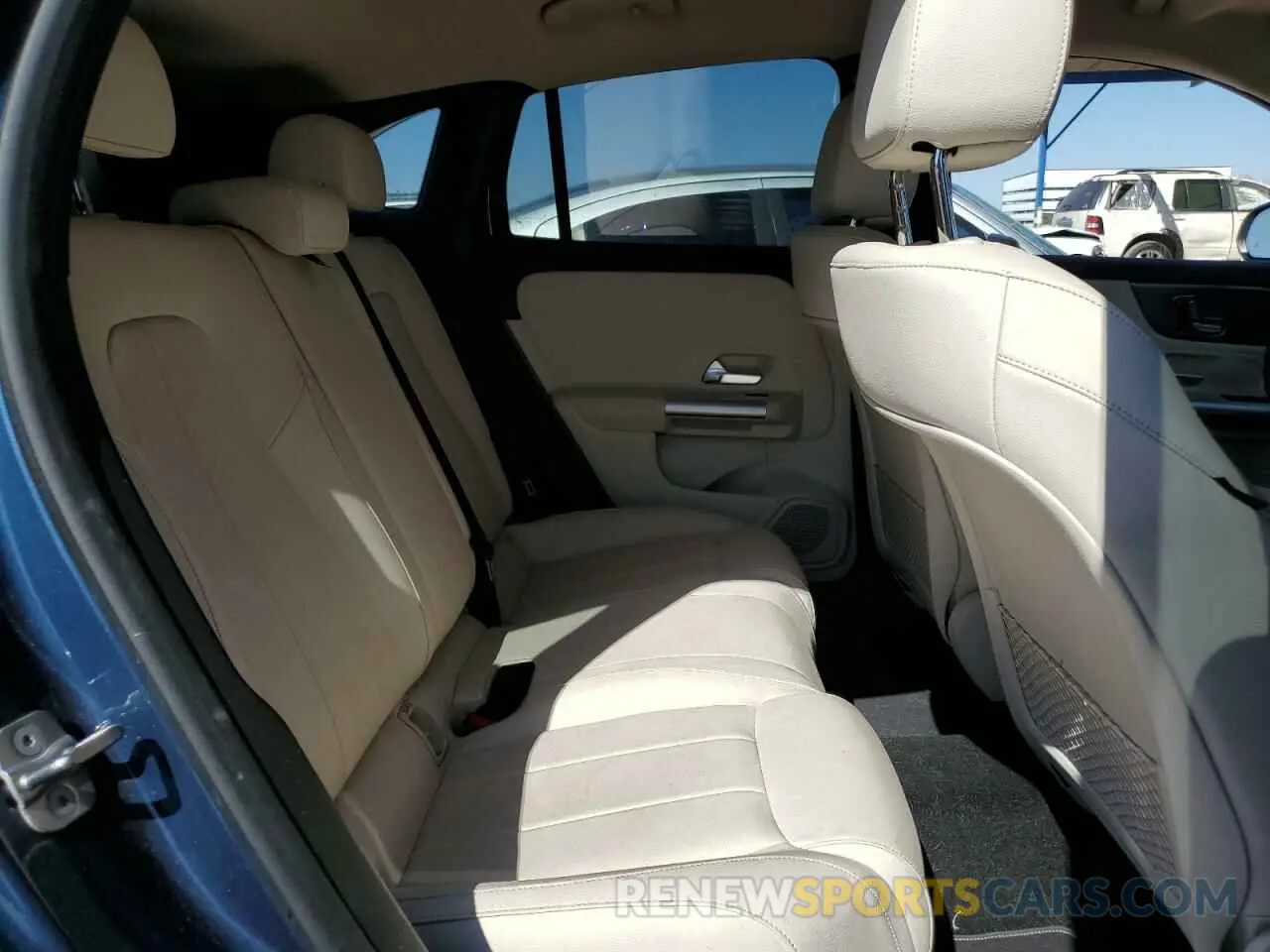 11 Photograph of a damaged car W1N4N4GB7PJ489589 MERCEDES-BENZ GLA-CLASS 2023