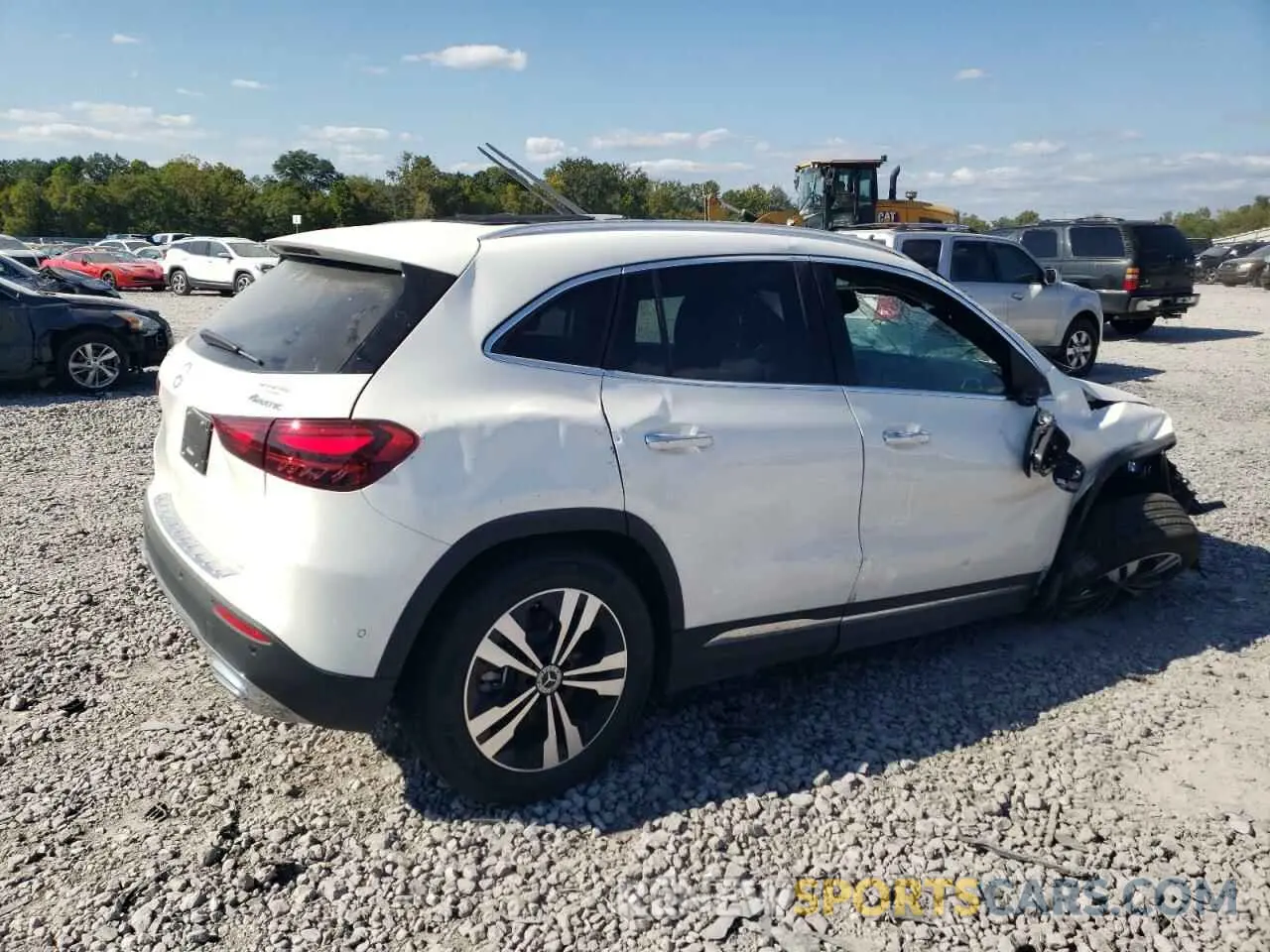 3 Photograph of a damaged car W1N4N4HB5RJ617958 MERCEDES-BENZ GLA-CLASS 2024