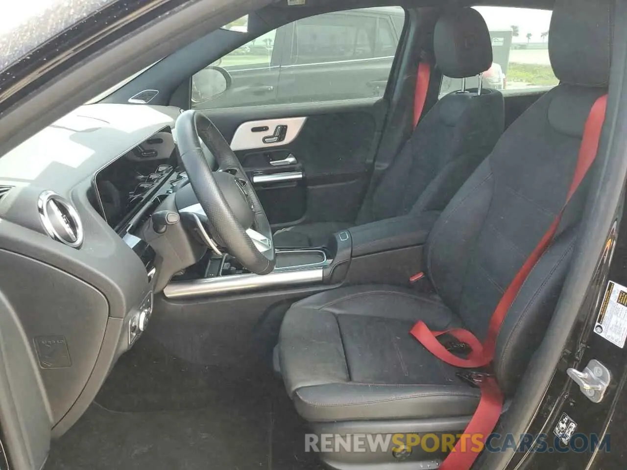 7 Фотография поврежденного автомобиля W1N4N5BB0RJ577108 MERCEDES-BENZ GLA-CLASS 2024