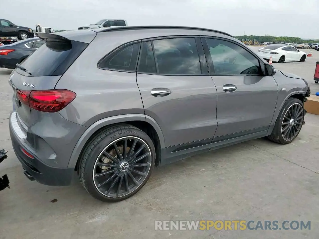 3 Фотография поврежденного автомобиля W1N4N5BB8RJ576272 MERCEDES-BENZ GLA-CLASS 2024