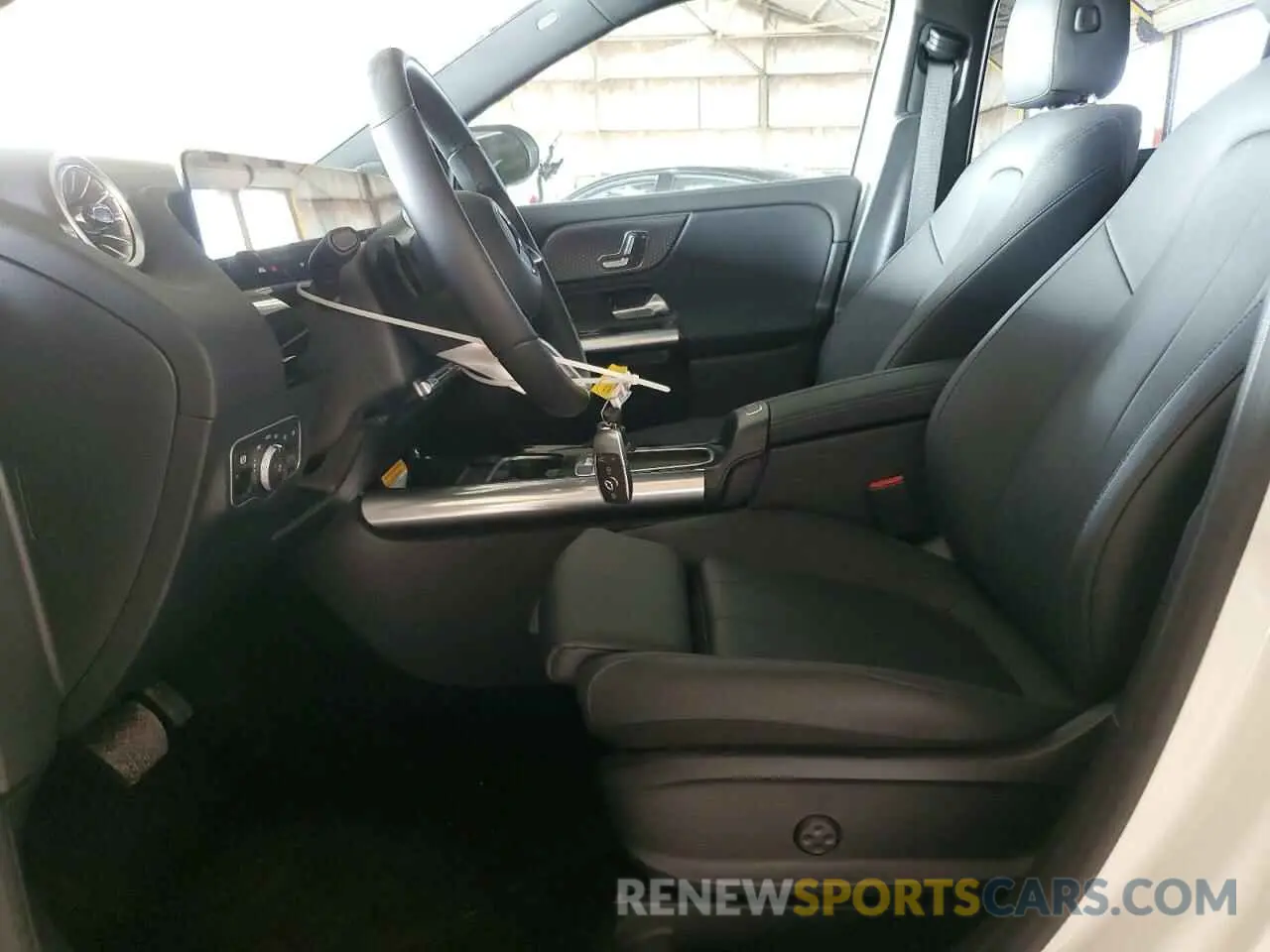 7 Photograph of a damaged car W1N4N4GB8SJ653442 MERCEDES-BENZ GLA-CLASS 2025