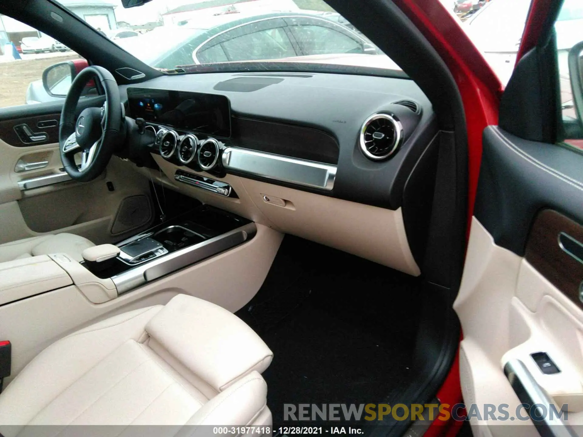 5 Photograph of a damaged car W1N4M4HB8LW054918 MERCEDES-BENZ GLB 2020