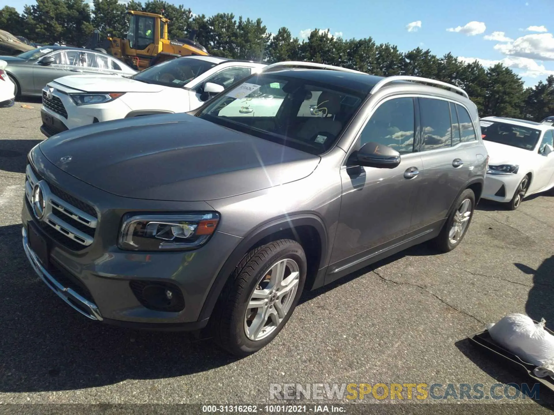 2 Photograph of a damaged car W1N4M4HB9LW036475 MERCEDES-BENZ GLB 2020