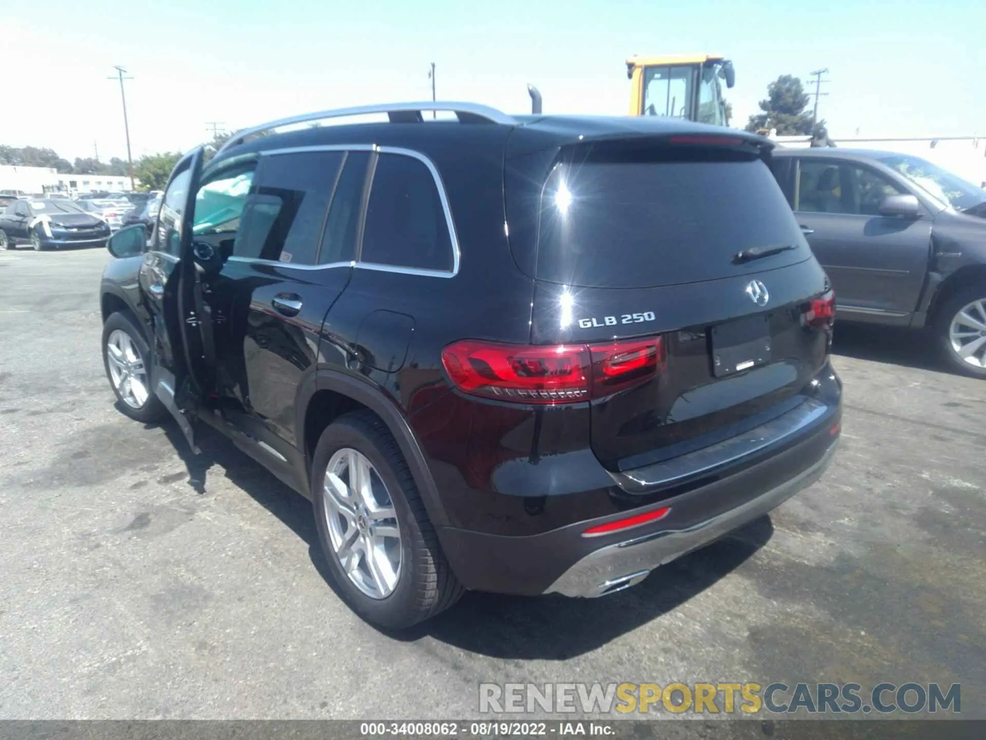 3 Фотография поврежденного автомобиля W1N4M4GB4MW110078 MERCEDES-BENZ GLB 2021