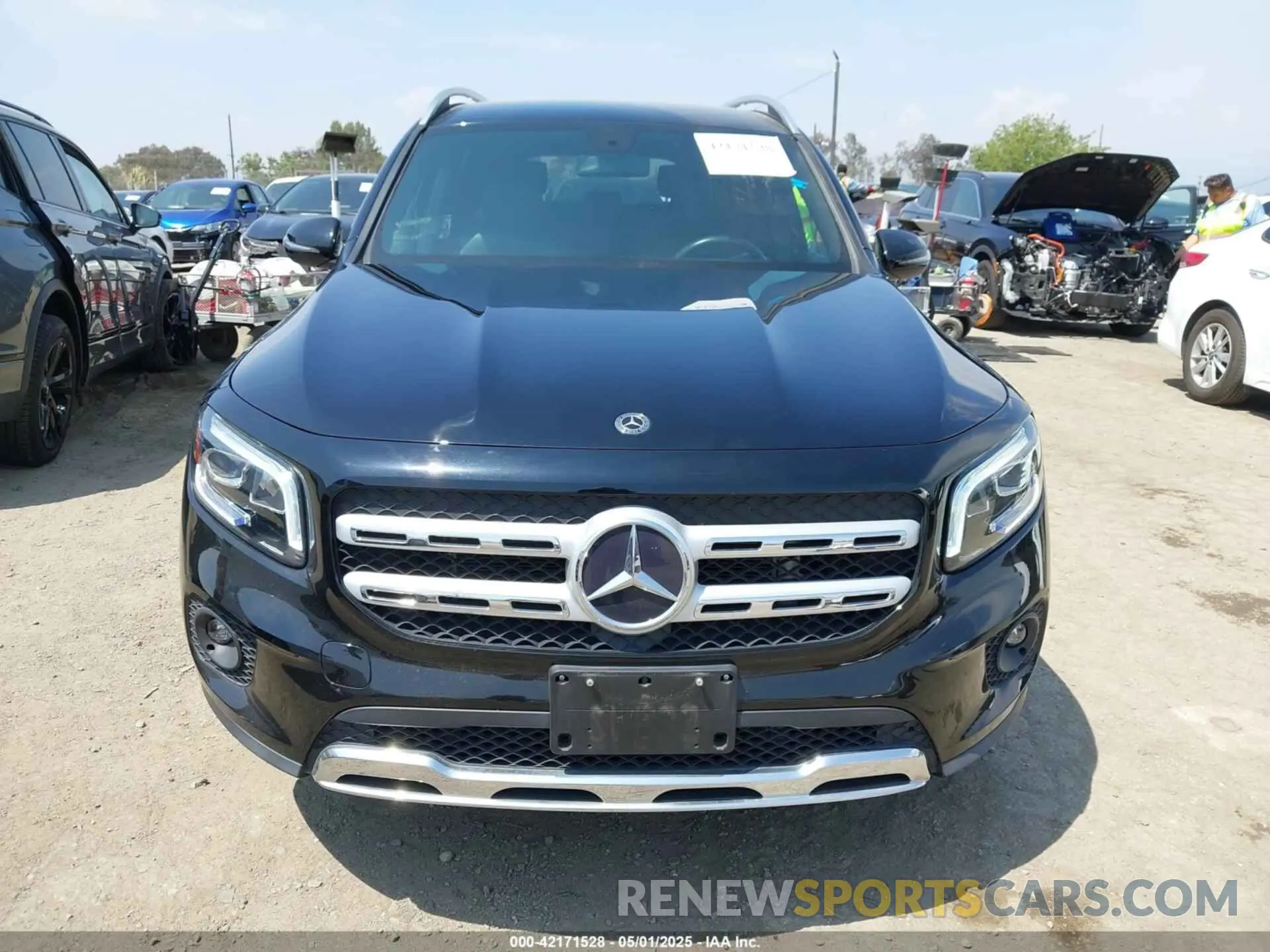 12 Photograph of a damaged car W1N4M4GB0LW056986 MERCEDES-BENZ GLB 250 2020