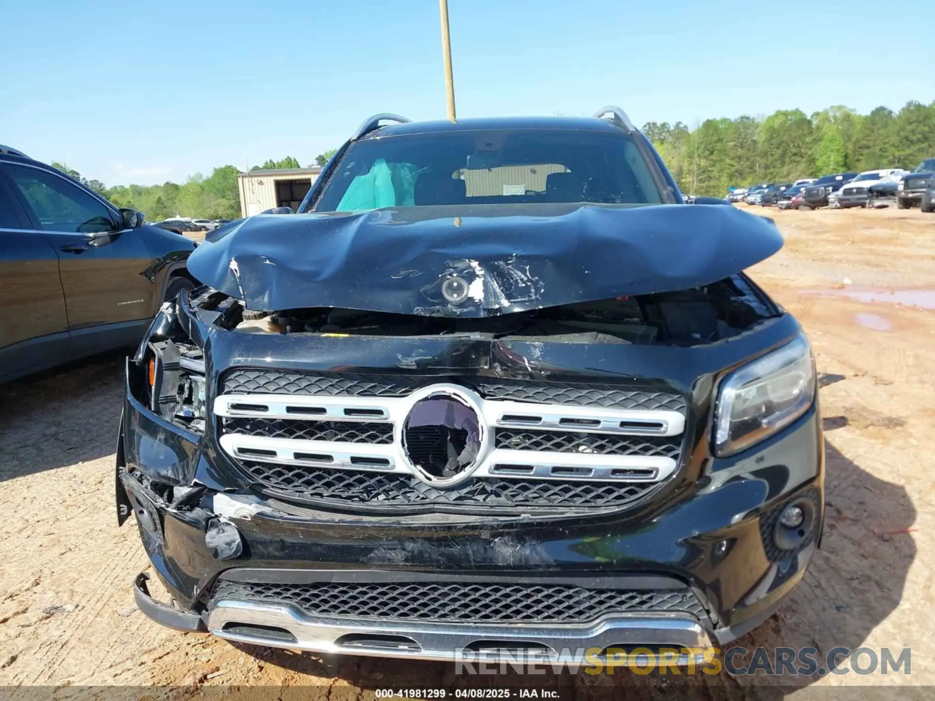 12 Photograph of a damaged car W1N4M4GB1LW042630 MERCEDES-BENZ GLB 250 2020