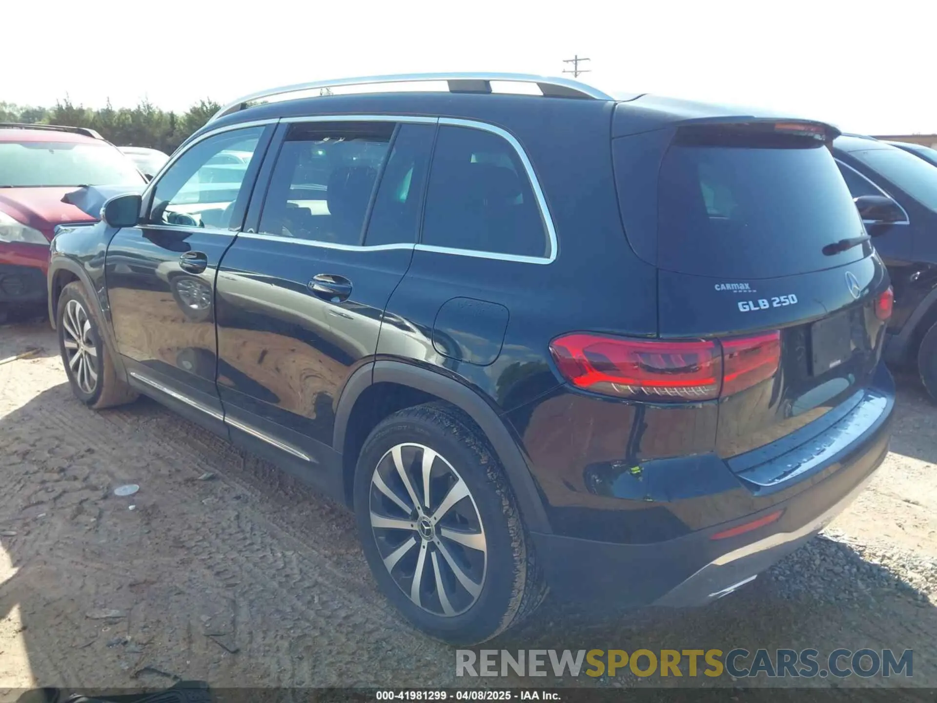 3 Photograph of a damaged car W1N4M4GB1LW042630 MERCEDES-BENZ GLB 250 2020