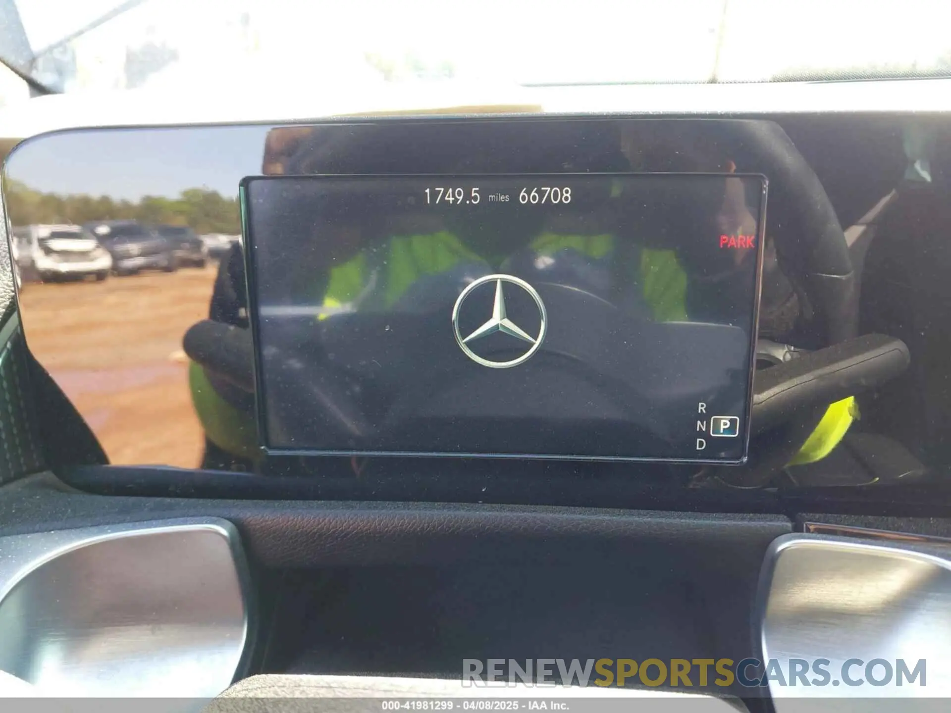 7 Photograph of a damaged car W1N4M4GB1LW042630 MERCEDES-BENZ GLB 250 2020