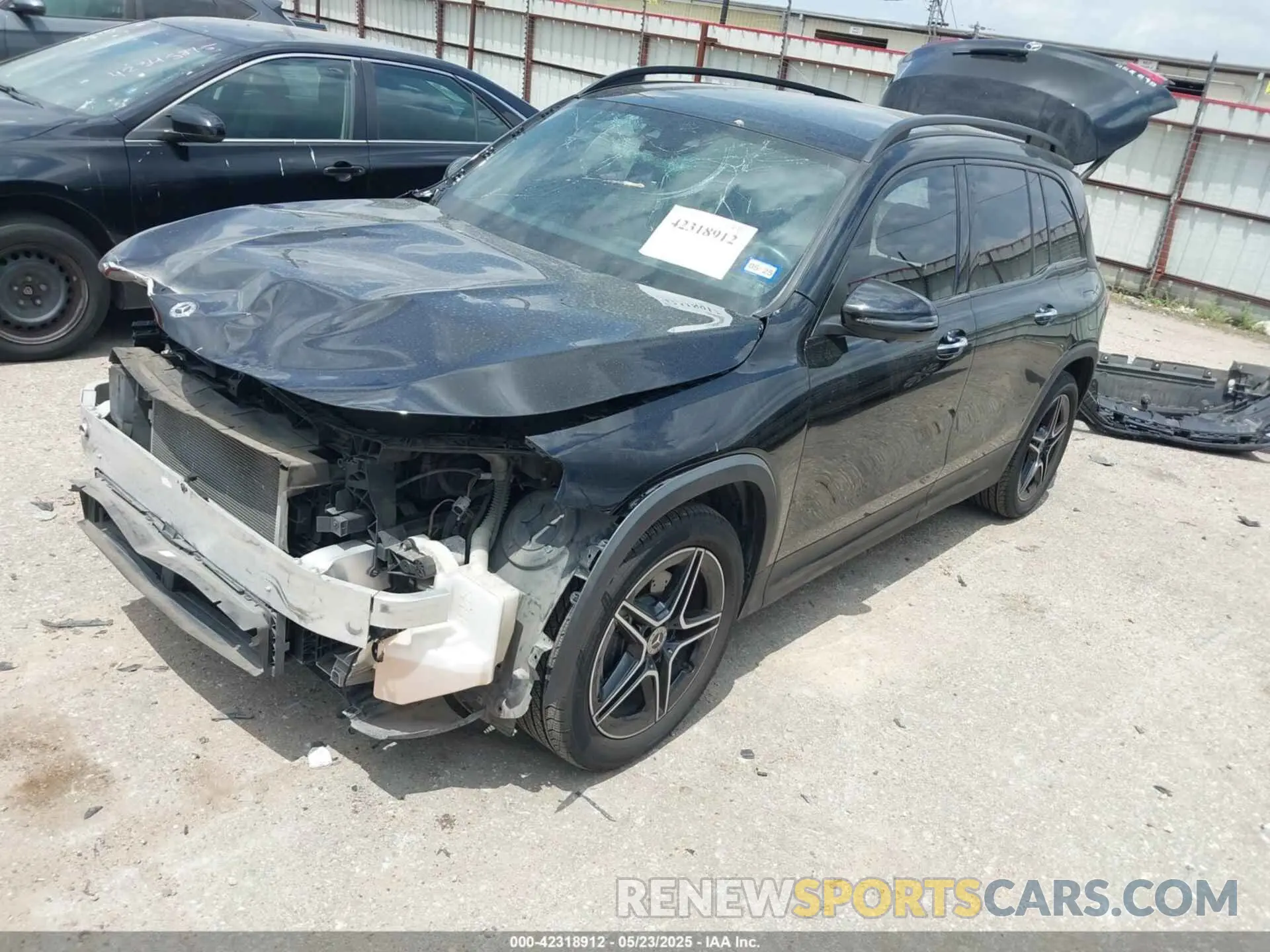 2 Фотография поврежденного автомобиля W1N4M4GB5LW020453 MERCEDES-BENZ GLB 250 2020