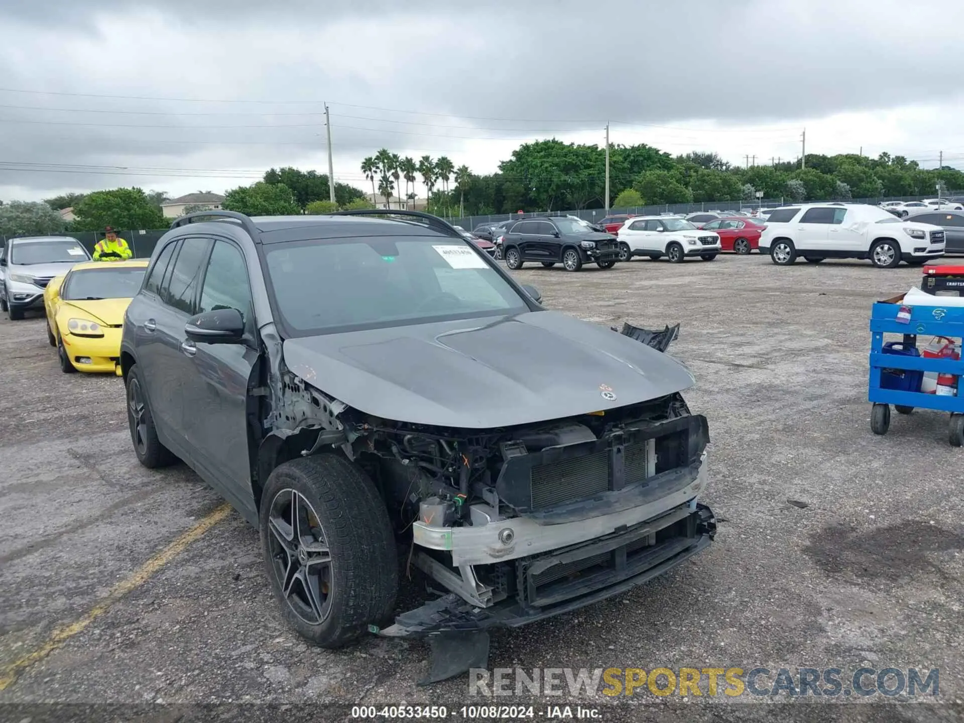 6 Photograph of a damaged car W1N4M4GB9LW042231 MERCEDES-BENZ GLB 250 2020