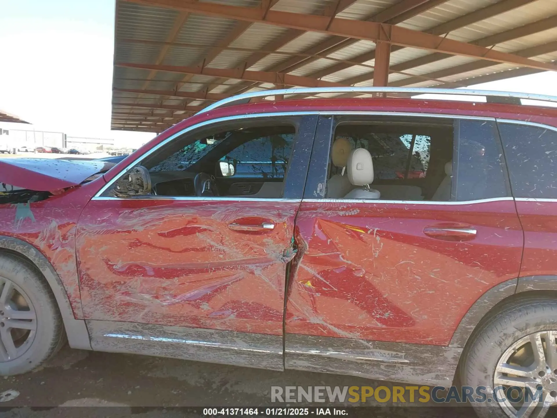 13 Photograph of a damaged car W1N4M4HB1LW028791 MERCEDES-BENZ GLB 250 2020