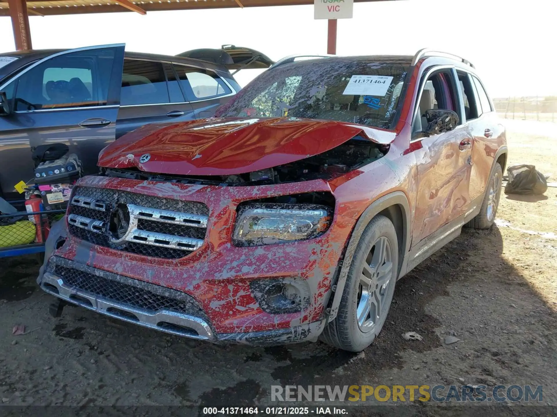 2 Photograph of a damaged car W1N4M4HB1LW028791 MERCEDES-BENZ GLB 250 2020
