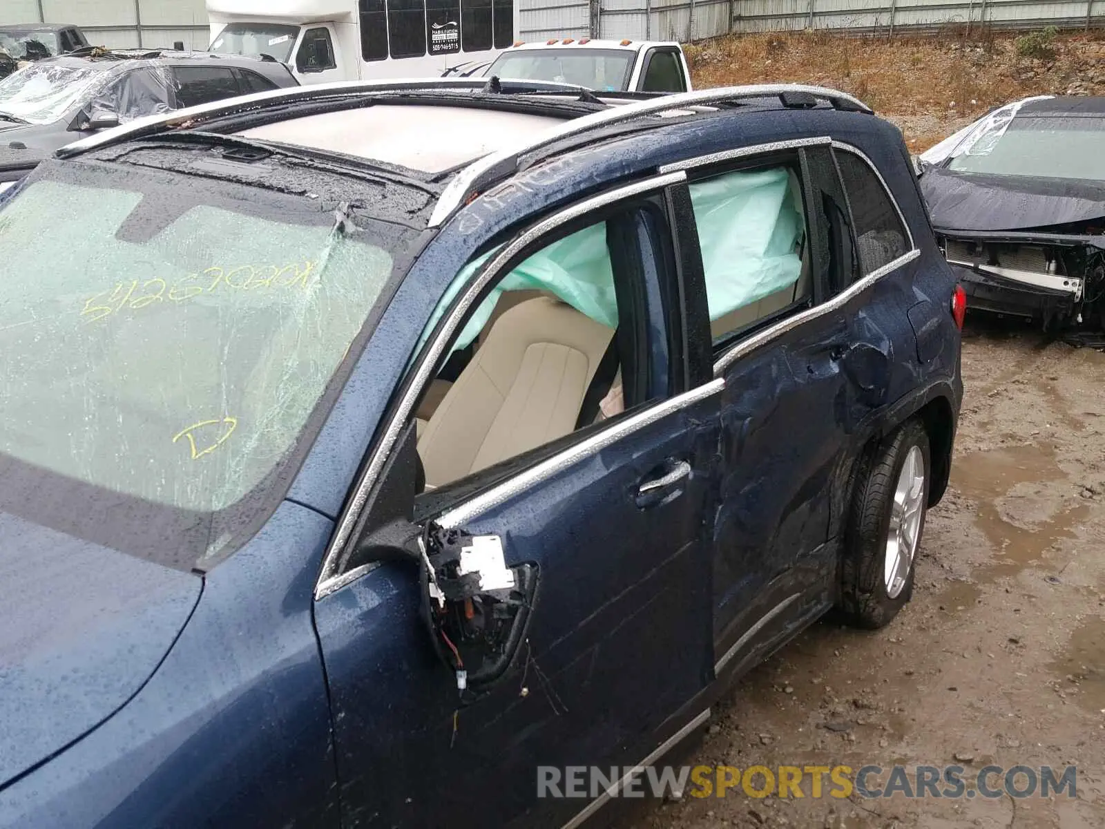 9 Photograph of a damaged car W1N4M4HB3LW041283 MERCEDES-BENZ GLB 250 2020