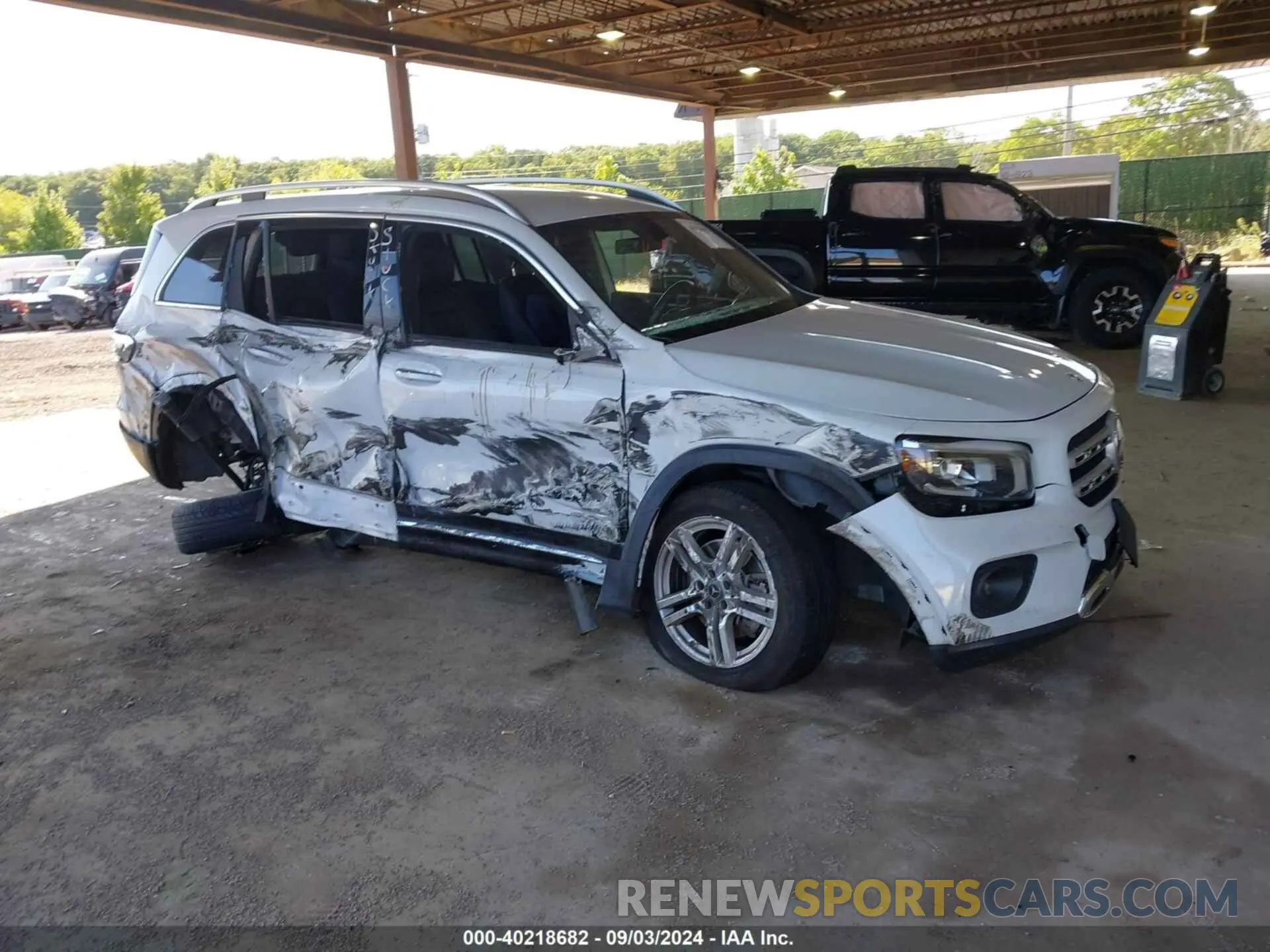 1 Photograph of a damaged car W1N4M4HB5LW022671 MERCEDES-BENZ GLB 250 2020