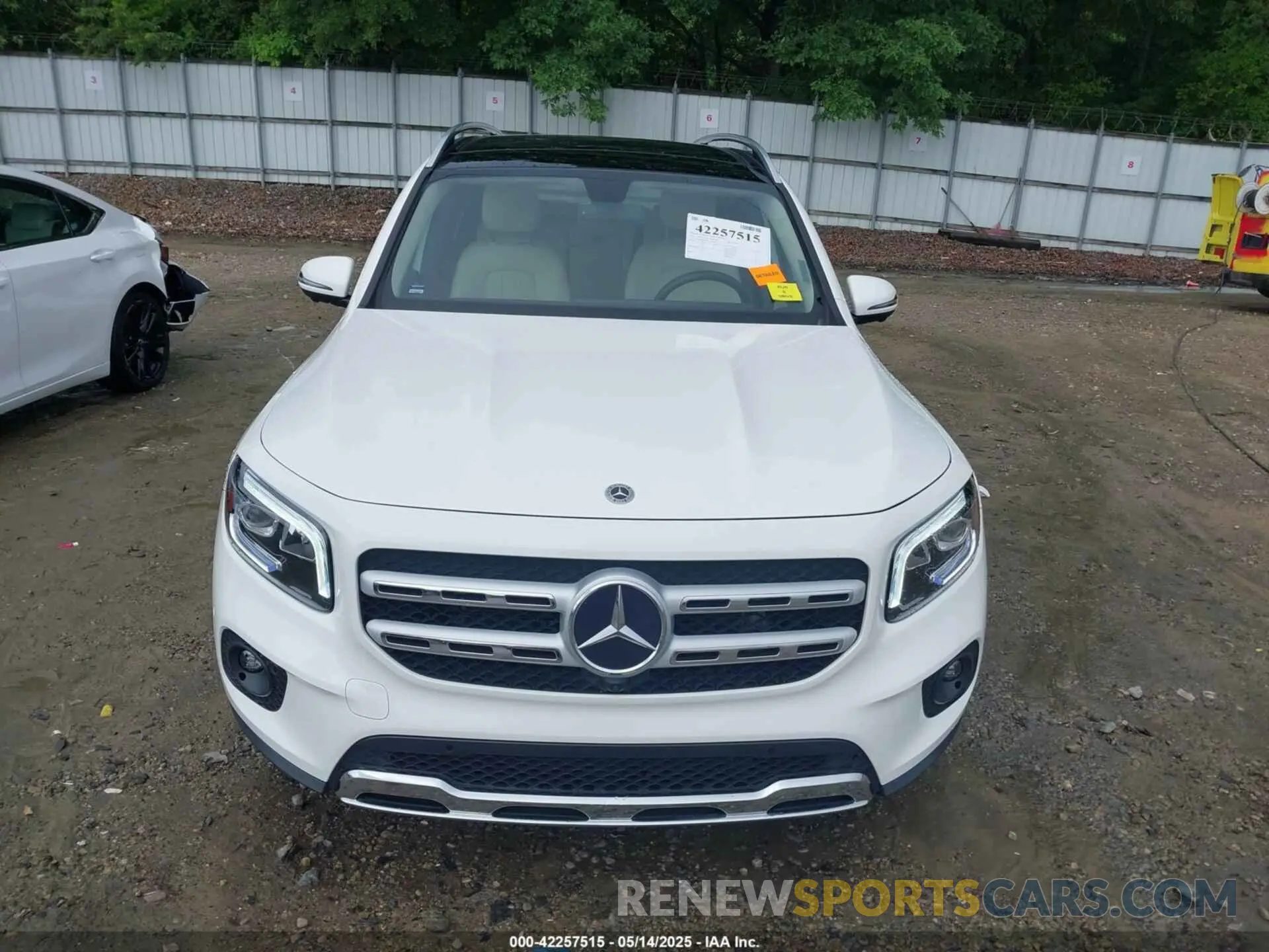 13 Photograph of a damaged car W1N4M4GB5MW120960 MERCEDES-BENZ GLB 250 2021