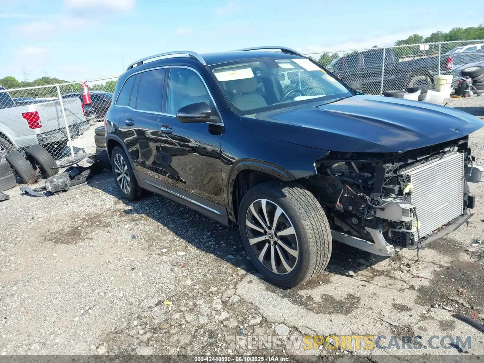 1 Фотография поврежденного автомобиля W1N4M4GB9MW108228 MERCEDES-BENZ GLB 250 2021