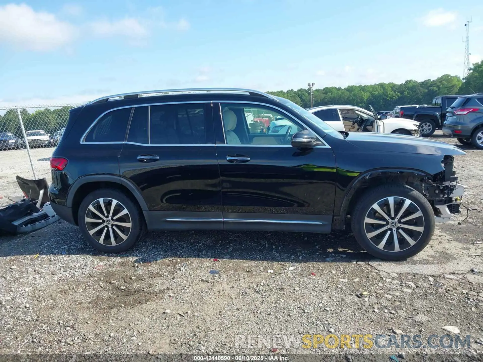 14 Фотография поврежденного автомобиля W1N4M4GB9MW108228 MERCEDES-BENZ GLB 250 2021
