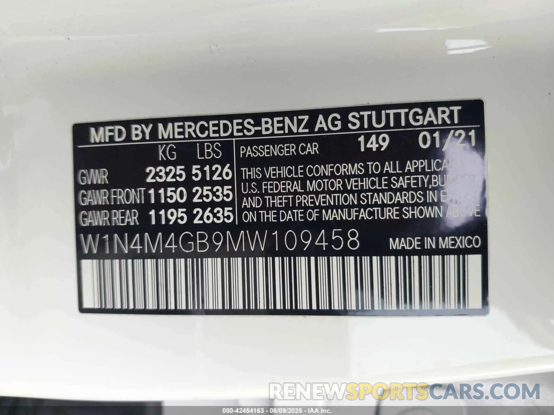 9 Photograph of a damaged car W1N4M4GB9MW109458 MERCEDES-BENZ GLB 250 2021
