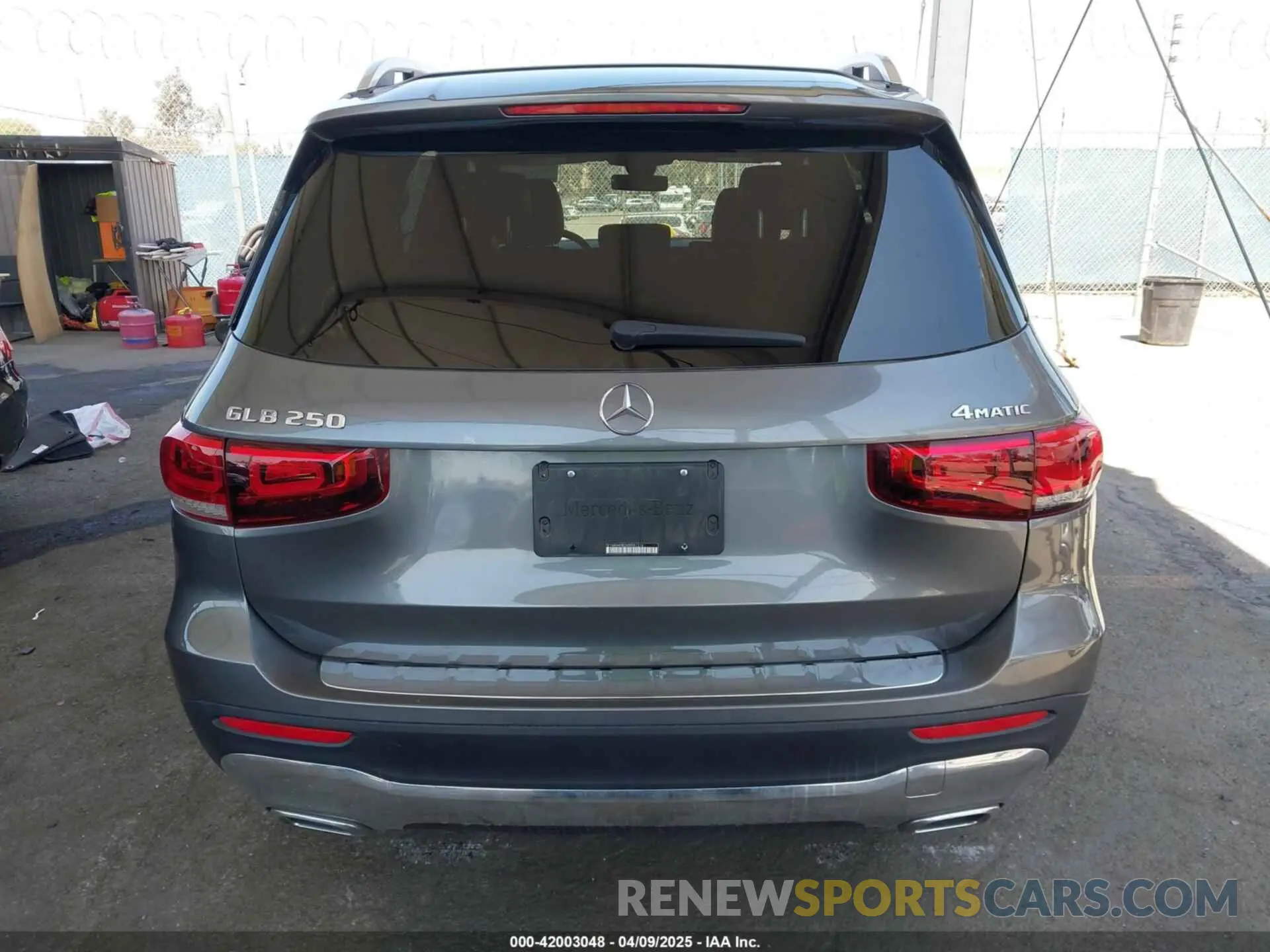 17 Фотография поврежденного автомобиля W1N4M4HB3MW081316 MERCEDES-BENZ GLB 250 2021