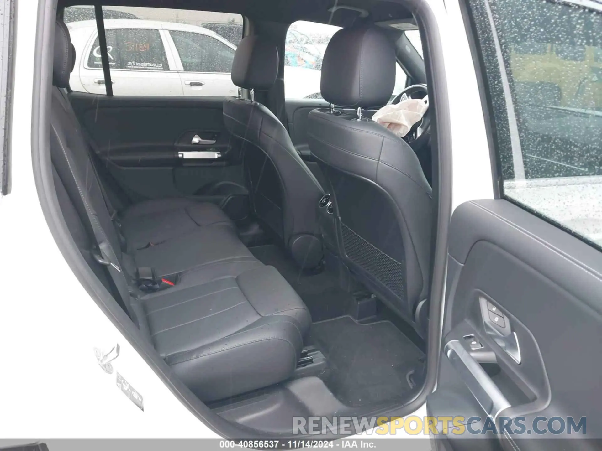 8 Photograph of a damaged car W1N4M4HB3MW135052 MERCEDES-BENZ GLB 250 2021