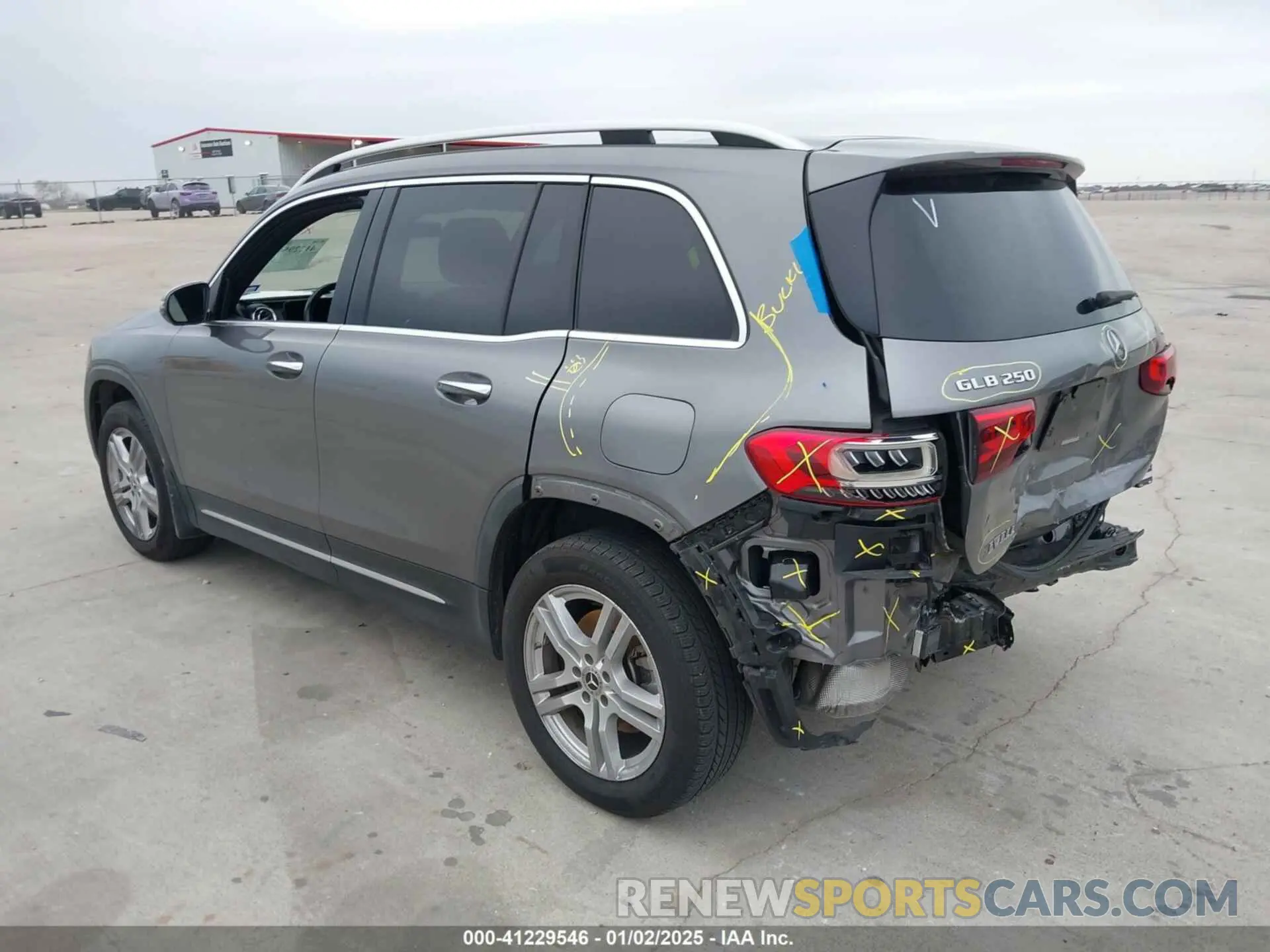 3 Фотография поврежденного автомобиля W1N4M4HB5MW144951 MERCEDES-BENZ GLB 250 2021