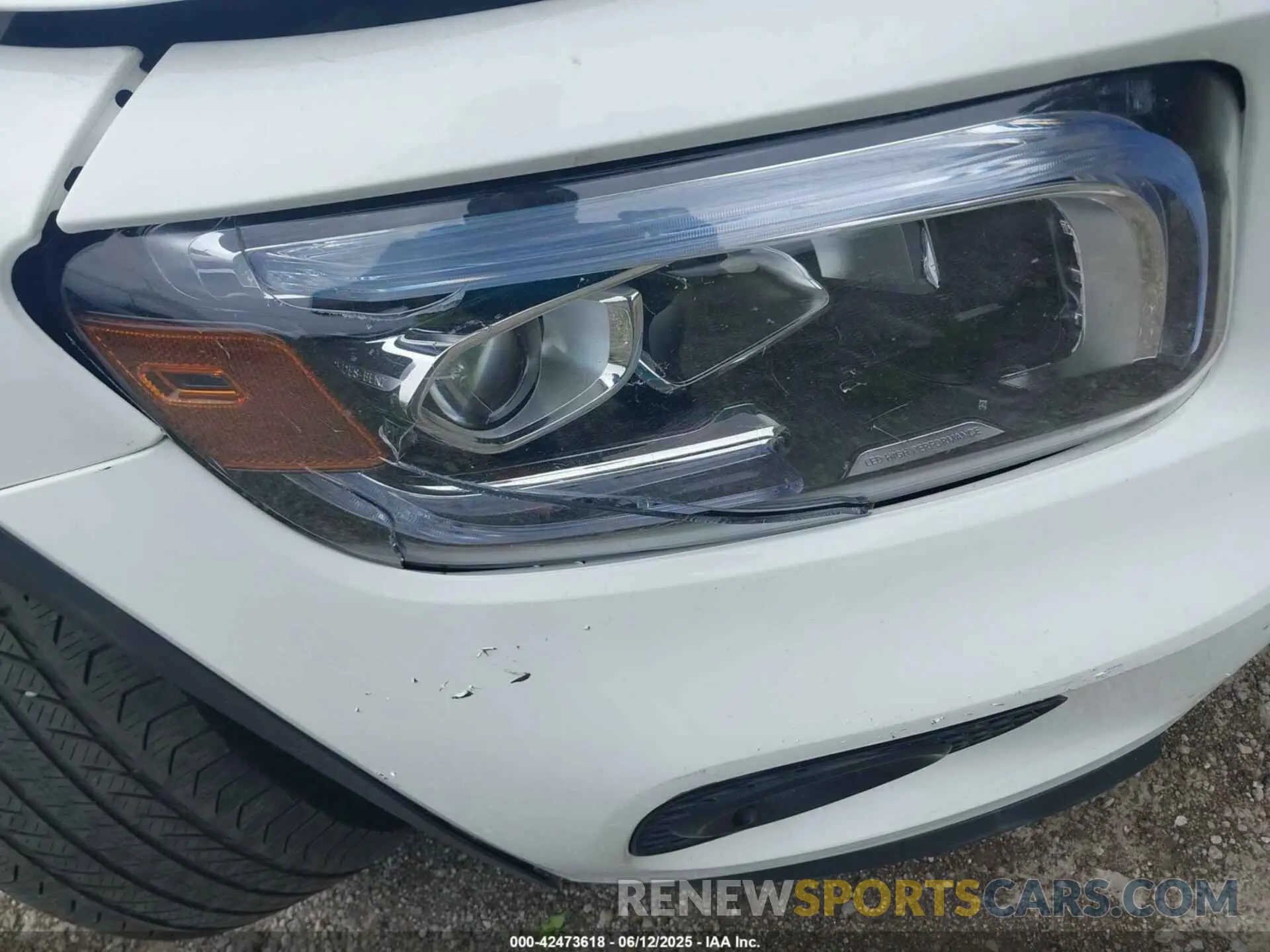 18 Photograph of a damaged car W1N4M4HB6MW115619 MERCEDES-BENZ GLB 250 2021