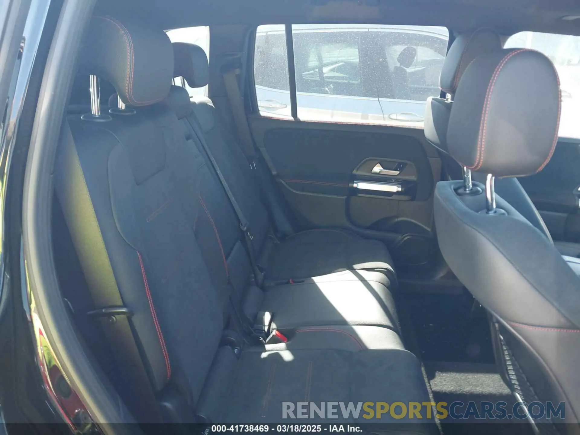 8 Фотография поврежденного автомобиля W1N4M4HB8MW115802 MERCEDES-BENZ GLB 250 2021