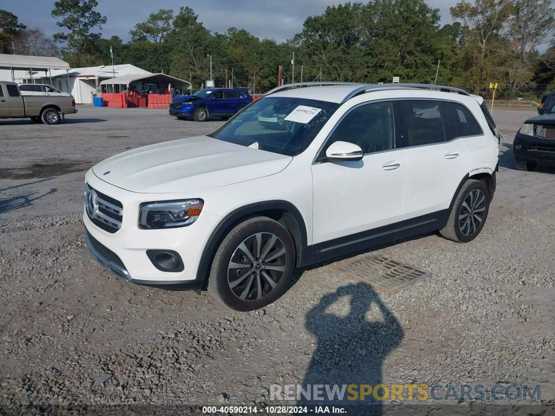 2 Photograph of a damaged car W1N4M4GB5NW249217 MERCEDES-BENZ GLB 250 2022