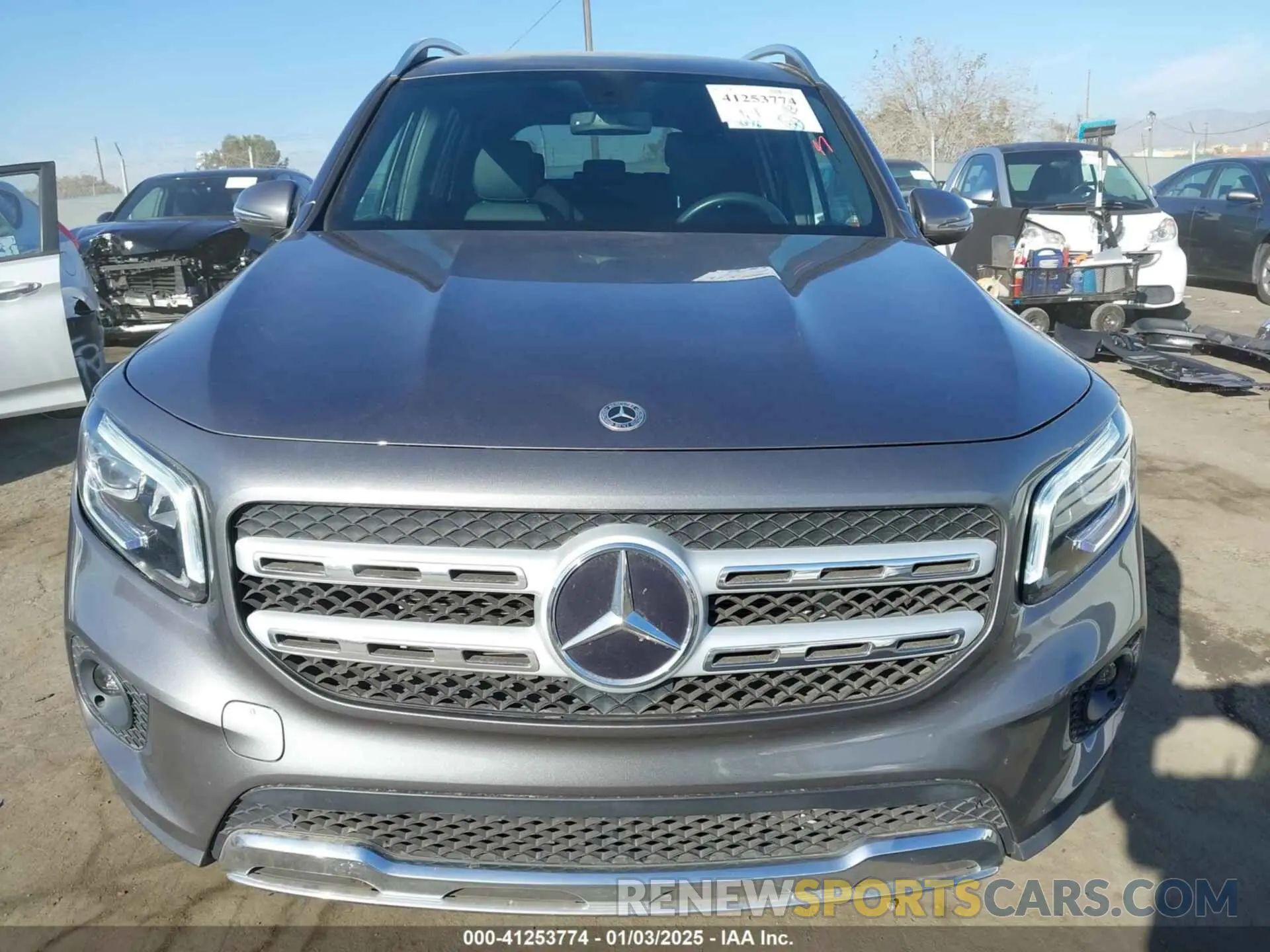 13 Photograph of a damaged car W1N4M4GB6NW189853 MERCEDES-BENZ GLB 250 2022